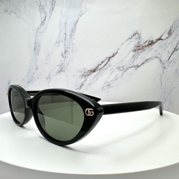 New GUCCI Sunglasses Black Cat Eye Gold Metal Front Interlocking GG Logo Womens main image 6